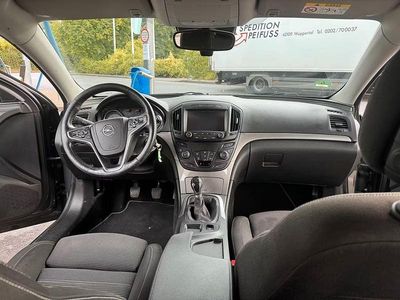 Grün Gebraucht 2015 Opel Insignia Sport Kombi | 6.900 € (Guter Preis)