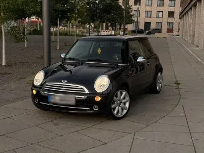 Gebraucht Mini ONE 90 PS (66 kW) 2005 Schwarz Kleinwagen