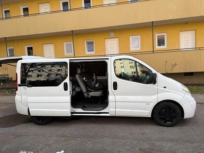 Gebraucht Opel Vivaro 116 PS (85 kW) 2006 Weiß Van / Kleinbus