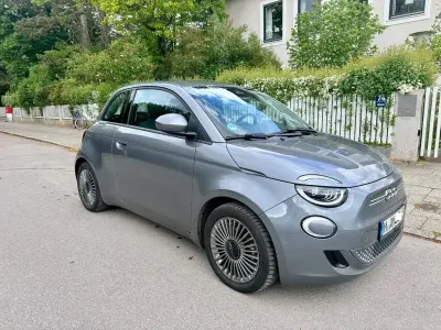 Gebraucht Fiat 500e Icon 86 kW (118 PS) 2022 Grau Kleinwagen