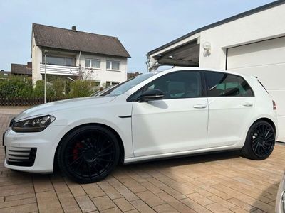 VW Golf VII