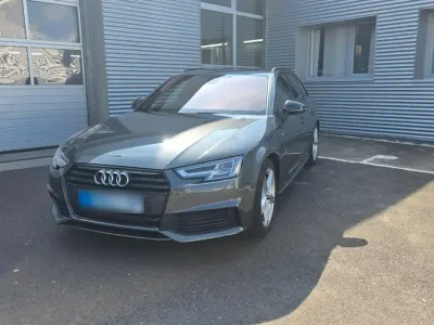Gebraucht Audi A4 150 PS (110 kW) 2016 Grau Kombi