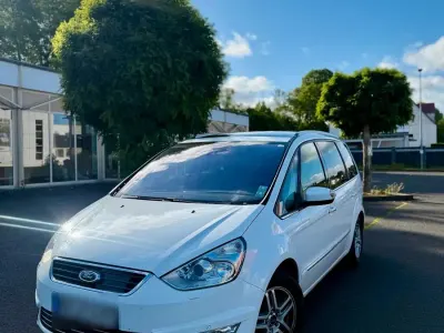 Gebraucht Ford Galaxy Titanium 200 PS (147 kW) 2011 Weiß Van / Kleinbus