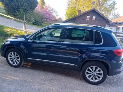 Gebraucht VW Tiguan Style 150 PS (110 kW) 2016 Blau SUV