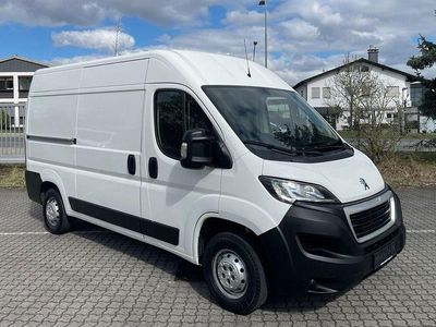 Gebraucht Peugeot Boxer 131 PS (96 kW) 2019 Weiß Van