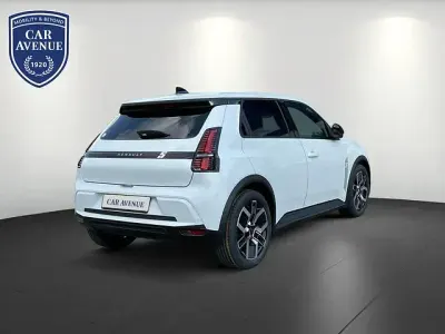 Używany Renault R5 Komfort 110 kW (150 KM) 2025 Biały Hatchback