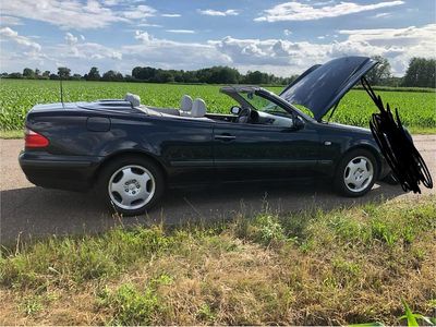 Mercedes CLK320