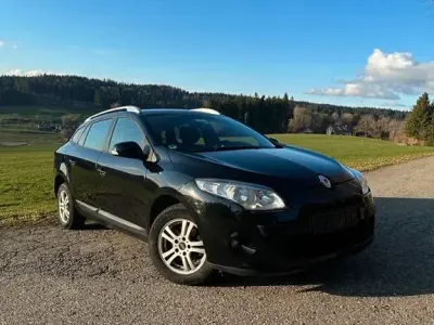 Gebraucht Renault Mégane Dynamique 110 PS (80 kW) 2012 Schwarz Limousine