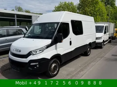 Gebraucht Iveco Daily 179 PS (131 kW) 2018 Weiss Van