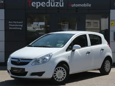 Gebraucht Opel Corsa Selection 80 PS (58 kW) 2009 Weiß Kleinwagen