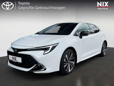 Neu Toyota Corolla 140 PS (102 kW) 2026 Schneeweiß Kleinwagen