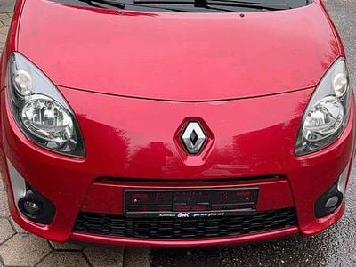 Second-hand Renault Twingo 55 CP (40 kW) 2010 Roșu Hatchback