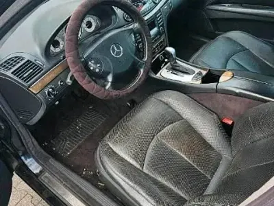 Gebraucht Mercedes E500 306 PS (225 kW) 2002 Schwarz Limousine