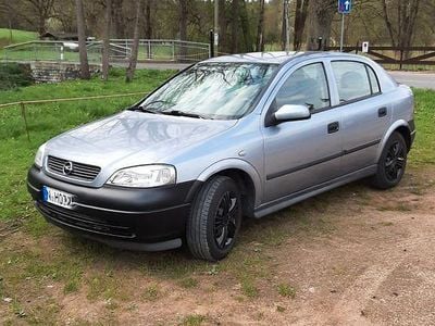 Usata Opel Astra 84 CV (61 kW) 2003 Argento Berlina