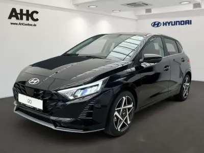 Gebraucht Hyundai i20 Prime 101 PS (74 kW) 2025 Schwarz phantom black / met Limousine