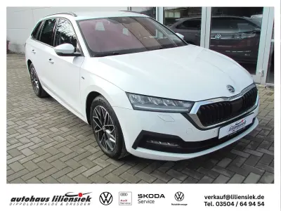 Gebraucht Skoda Octavia Clever 116 PS (85 kW) 2022 Weiß Kombi
