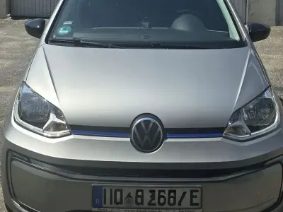 Gebraucht VW e-up! Style 61 kW (83 PS) 2022 Silber Kleinwagen