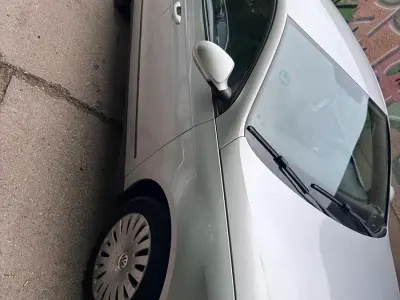 Gebraucht VW Passat 116 PS (85 kW) 2005 Silber Kombi