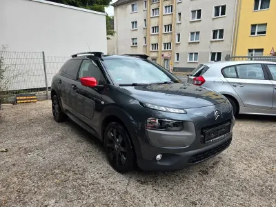 Gebraucht Citroën C4 Cactus Shine Edition 92 PS (67 kW) 2015 Grau Kleinwagen