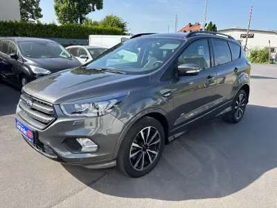 Usado Ford Kuga ST-Line 175 HP (128 kW) 2018 Cinzento SUV