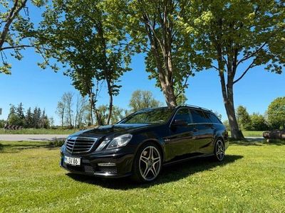 Mercedes E63 AMG