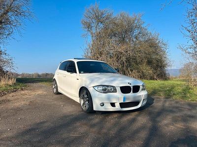 Gebraucht BMW 118 M Sport 143 PS (105 kW) 2011 Weiß Kleinwagen