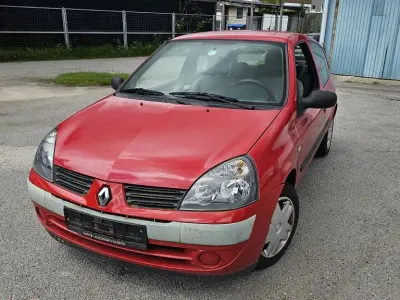 Gebraucht Renault Clio II Campus 58 PS (42 kW) 2005 Rot Limousine
