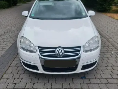 Gebraucht VW Jetta 102 PS (75 kW) 2006 Weiß Limousine