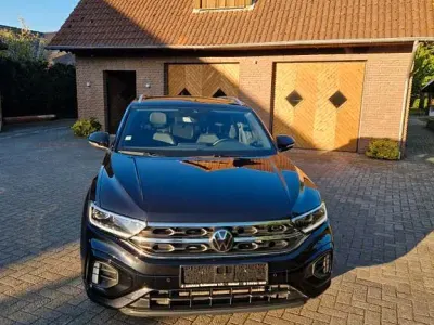 Gebraucht VW T-Roc R-line 150 PS (110 kW) 2023 Schwarz SUV