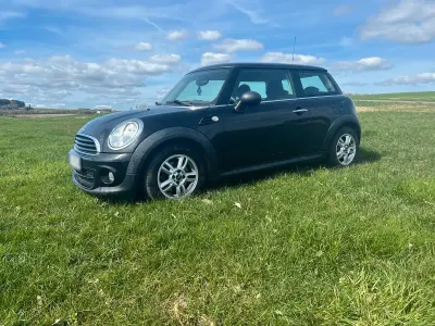 Brugt Mini Cooper 75 HK (55 kW) 2012 Sort Hatchback