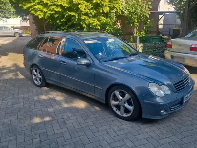 Gebraucht Mercedes C320 224 PS (164 kW) 2006 Grau Kombi