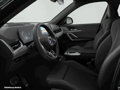 Gebraucht BMW X1 Sport Line 197 PS (144 kW) 2025 Grau SUV