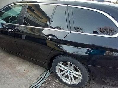 Gebraucht BMW 518 150 PS (110 kW) 2015 Schwarz Kombi