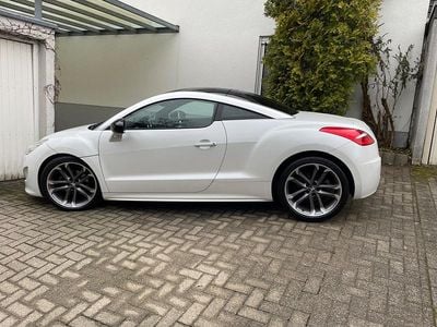 Gebraucht Peugeot RCZ 156 PS (114 kW) 2012 Perlmuttweiß Coupé
