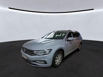 Grau Gebraucht 2022 VW Passat Business Kombi | 18.980 € (Guter Preis)
