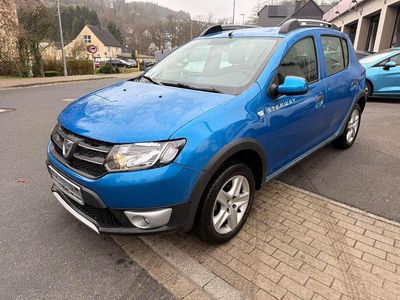 Gebraucht Dacia Sandero Prestige 90 PS (66 kW) 2016 Blau SUV