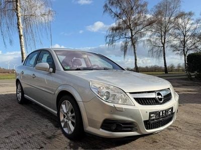 Usata Opel Vectra 155 CV (114 kW) 2005 Argento Berlina