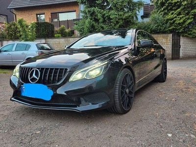 Gebraucht Mercedes E250 211 PS (155 kW) 2013 Schwarz Coupé