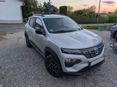Second-hand Dacia Spring Comfort Plus 33 kW (45 CP) 2022 Argintiu Hatchback