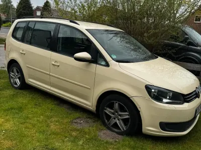 Gebraucht VW Touran 140 PS (102 kW) 2011 Van / Kleinbus