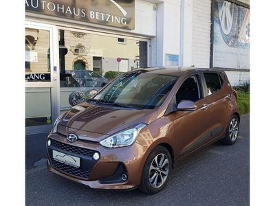 Gebraucht Hyundai i10 87 PS (63 kW) 2017 Braun Kleinwagen