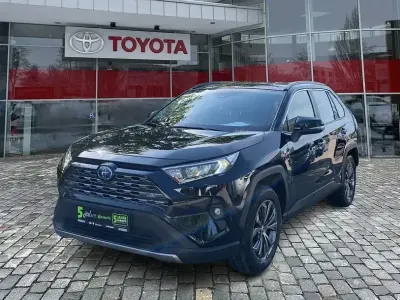 Używany Toyota RAV4 Hybrid Team 218 KM (160 kW) 2023 Czarny SUV