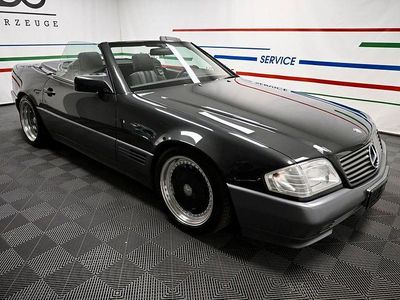 Schwarz Gebraucht 1992 Mercedes SL300 AMG Cabrio | 22.000 €