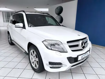 Gebraucht Mercedes GLK250 204 PS (150 kW) 2012 Polarweiss SUV