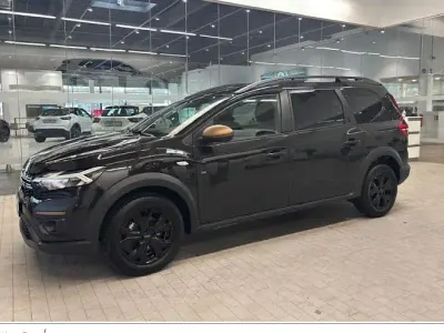 Gebraucht Dacia Jogger Extreme 110 PS (80 kW) 2025 Perlmuttschwarz met. (676) Van / Kleinbus