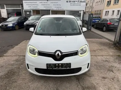 Używany Renault Twingo LIMITED 73 KM (53 kW) 2020 Biały Hatchback