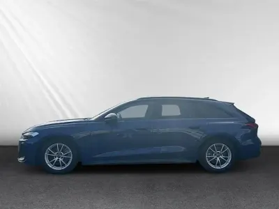 Używany Audi A5 Ambiente 204 KM (150 kW) 2025 Niebieski Kombi