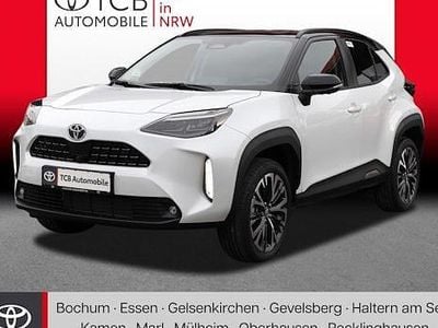 Neu Toyota Yaris Cross Plus 131 PS (96 kW) 2025 Weiß SUV