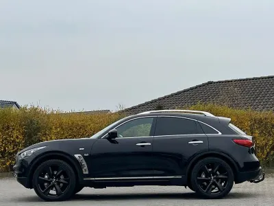 Gebraucht Infiniti QX70 Premium 390 PS (286 kW) 2015 Schwarz SUV