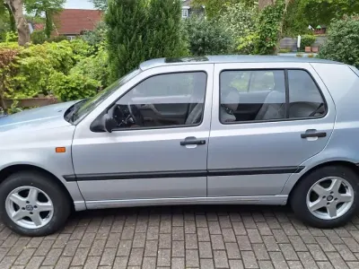Gebraucht VW Golf III 75 PS (55 kW) 1994 Silber Limousine